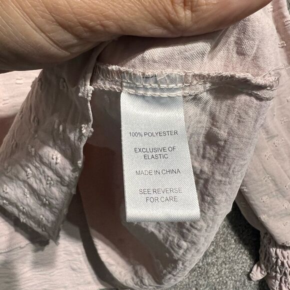 Cactus + Pearl Woman’s Light Pink Ruffle Dot Blouse Size Large - Picture 3 of 9